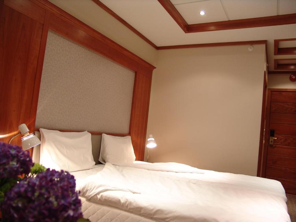 Alver Hotel Alversund Bilik gambar